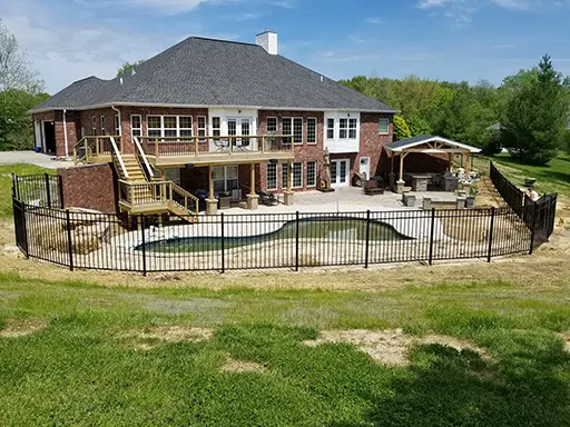 outdoor fence installation Salem IL
